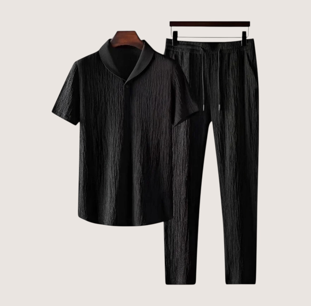 Lyle Tropiez Outfit