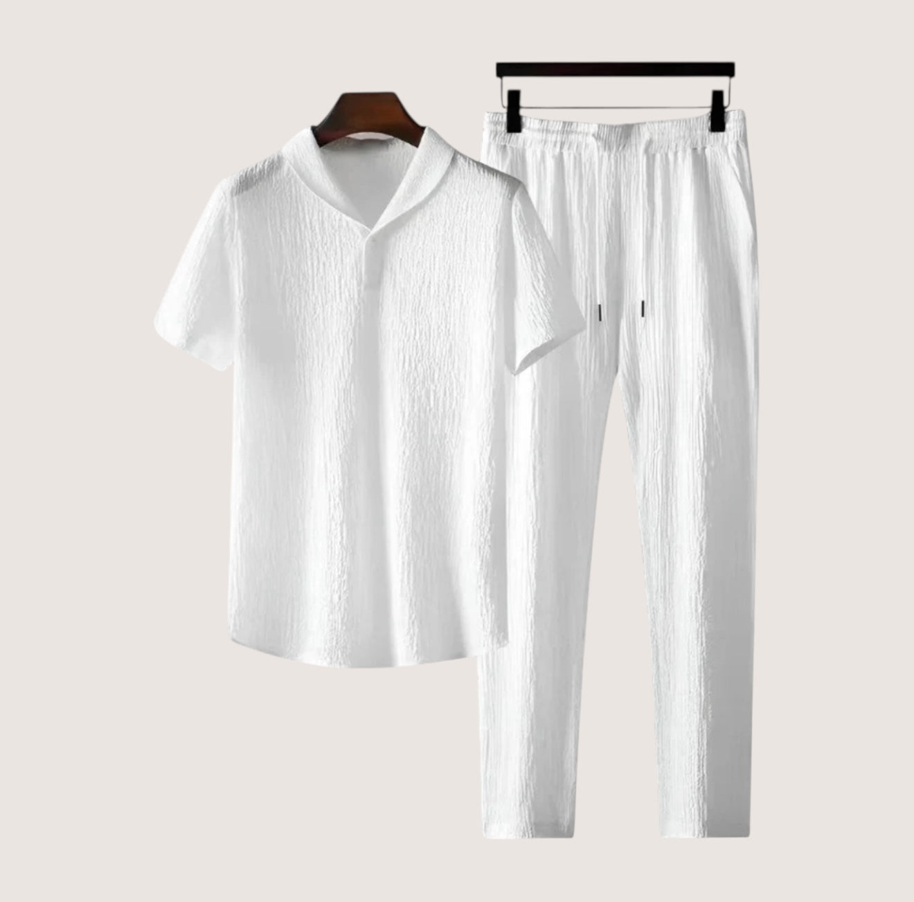Lyle Tropiez Outfit